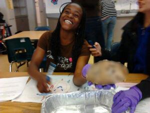 Olive Tambou learns about the heart in a SEP lesson